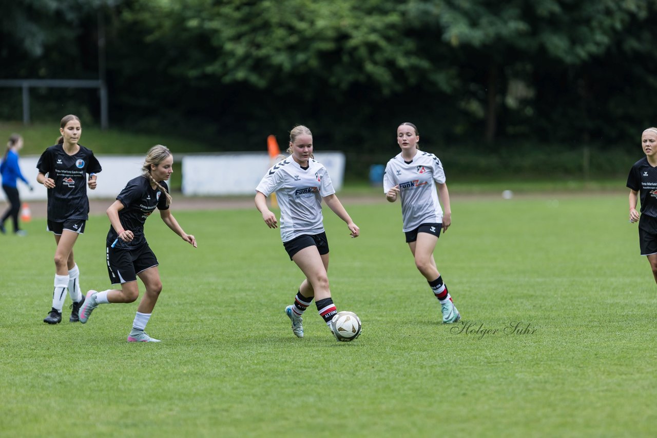 Bild 353 - Loewinnen Cup